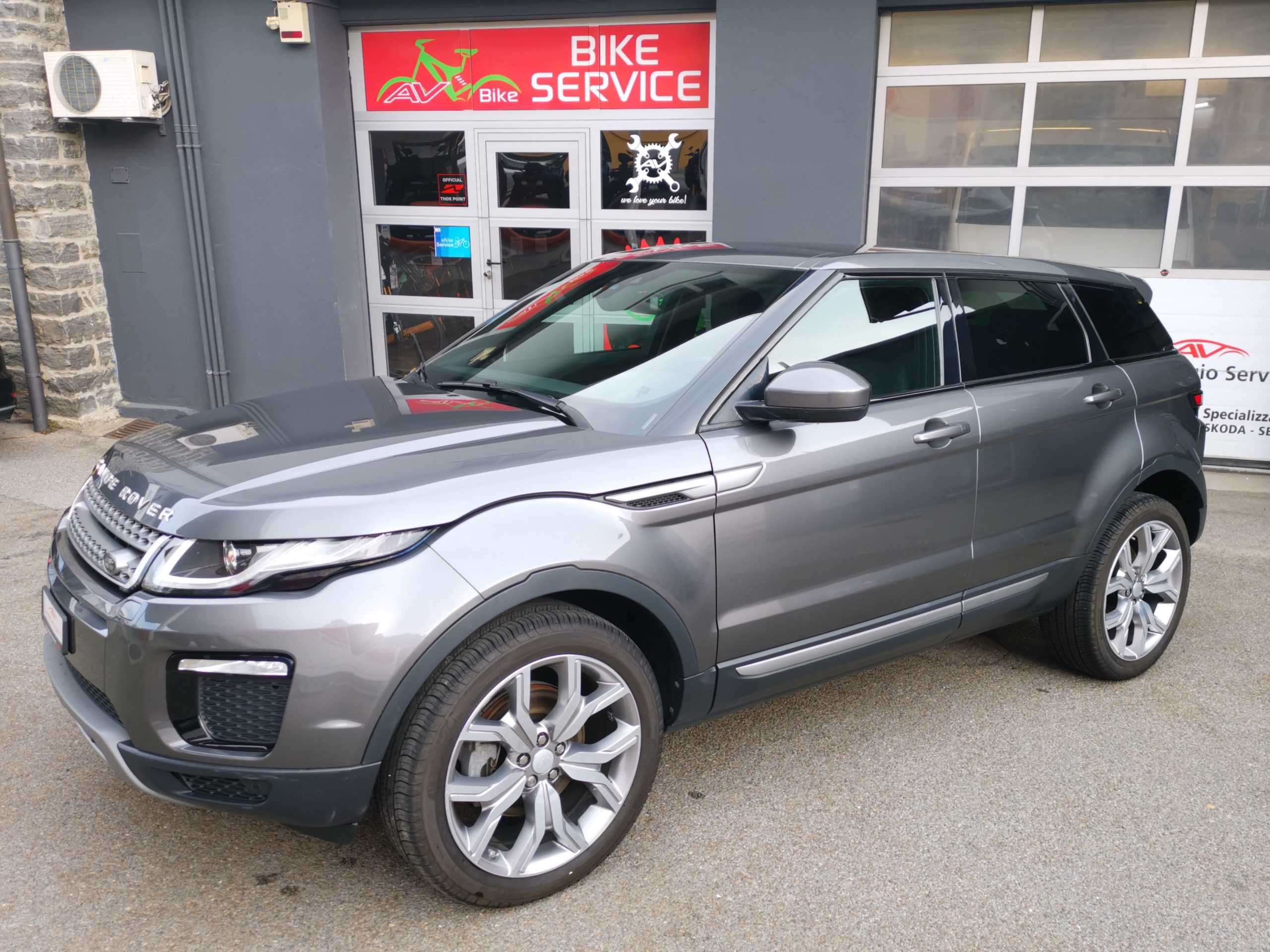Occasione LAND ROVER Range Rover Evoque 2.0 TD4 Pure AT9