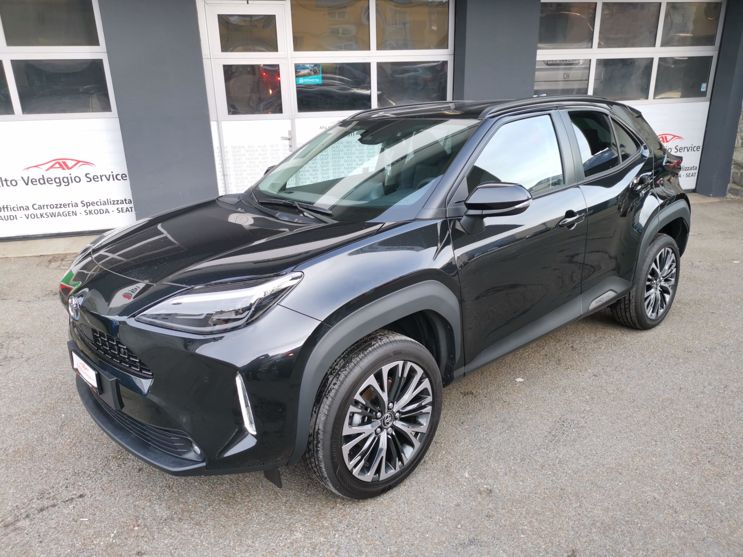 Dimostrazione TOYOTA Yaris Cross 1.5 Executive e-CVT AWD Ibrida